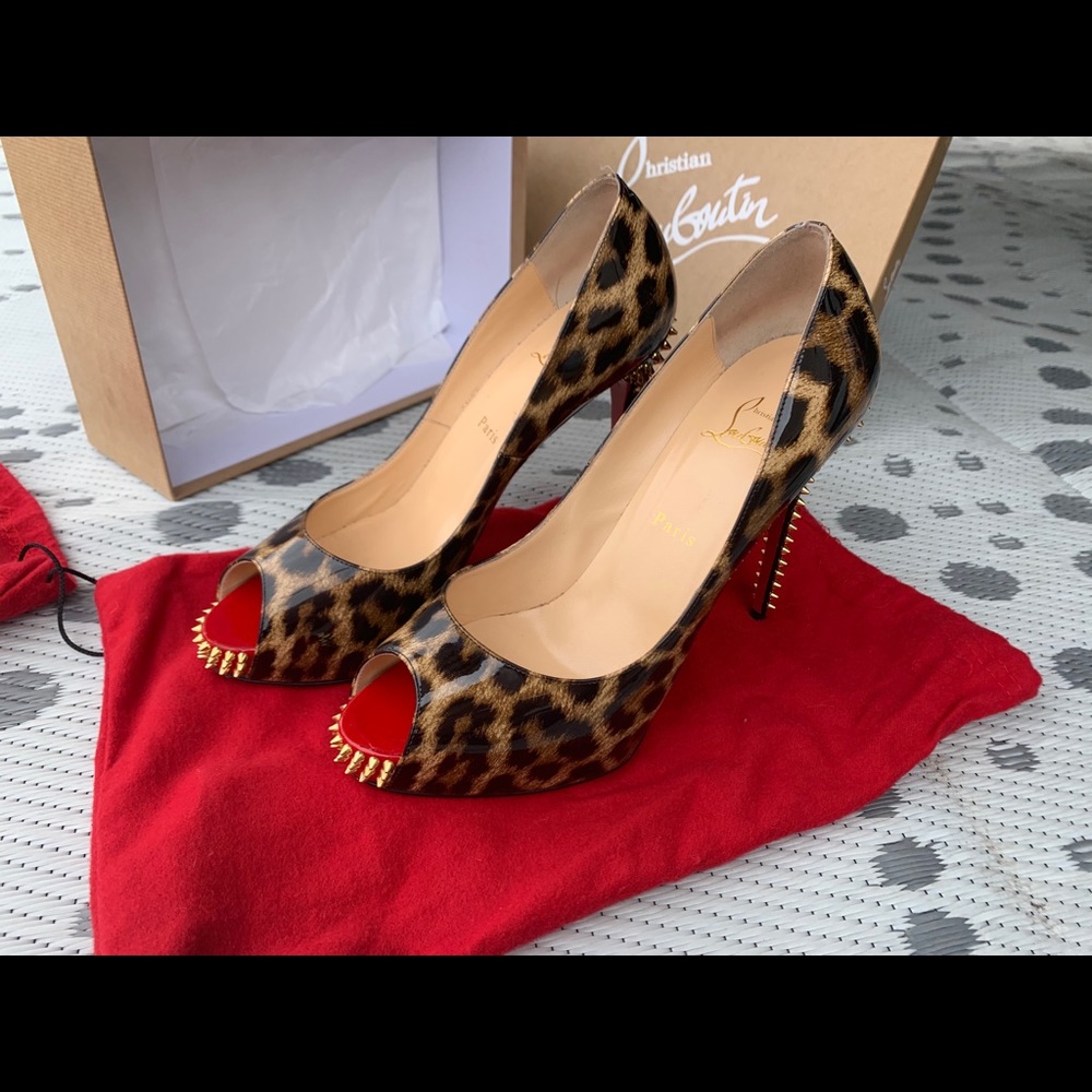 WITH BOX Louboutin Patent Leather Leopard Peep Toe